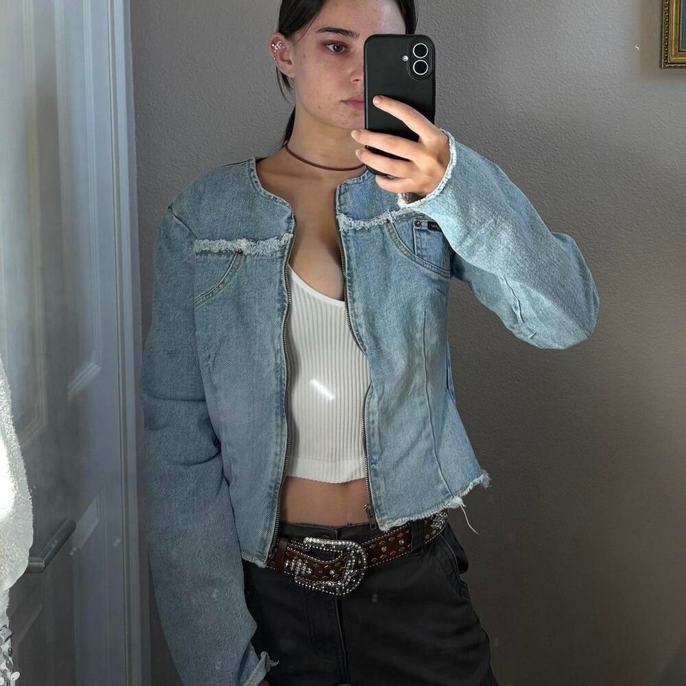 Perfect condition barely worn denim​​ - Picture 2 of 8